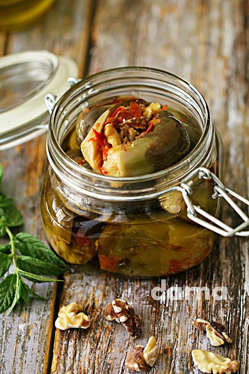 Pickled Eggplant in olive oil-(ãÞÏæÓ ÈÇáÒíÊ)